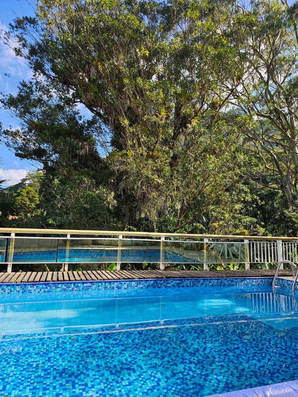 Linda Casa Na Granja Comary/Cbf Villa Teresopolis Luaran gambar