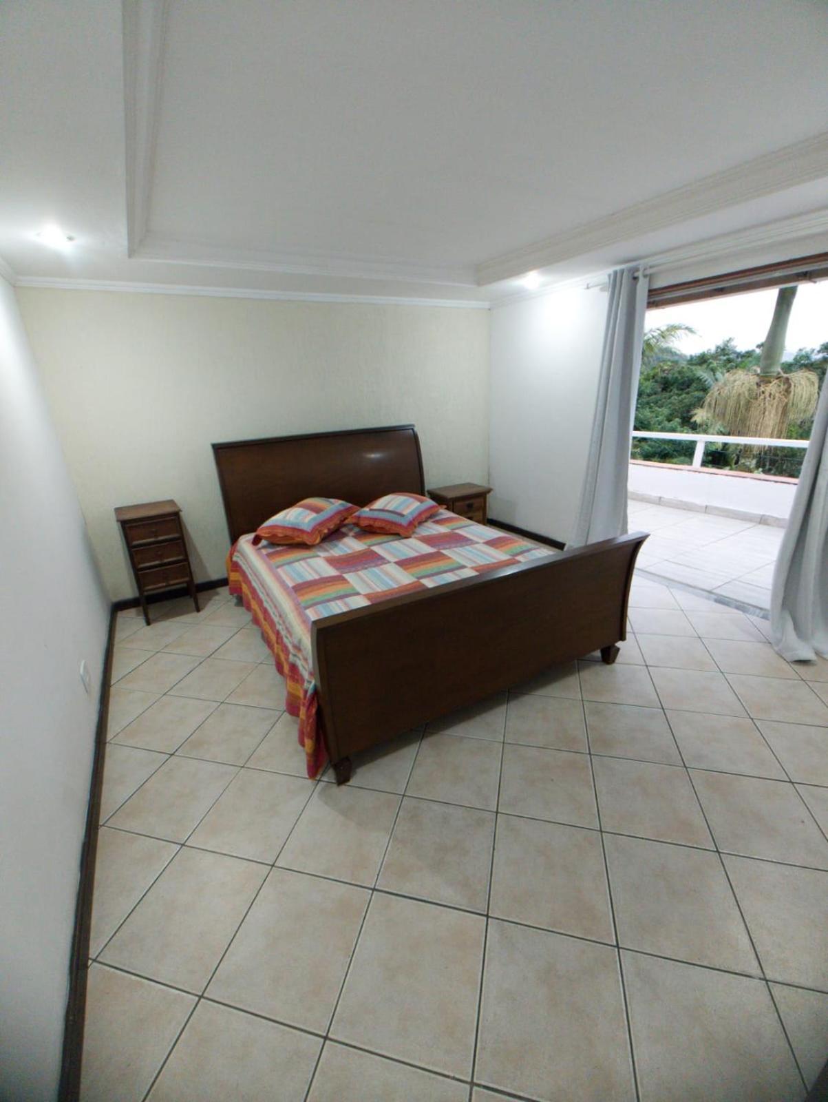 Linda Casa Na Granja Comary/Cbf Villa Teresopolis Luaran gambar